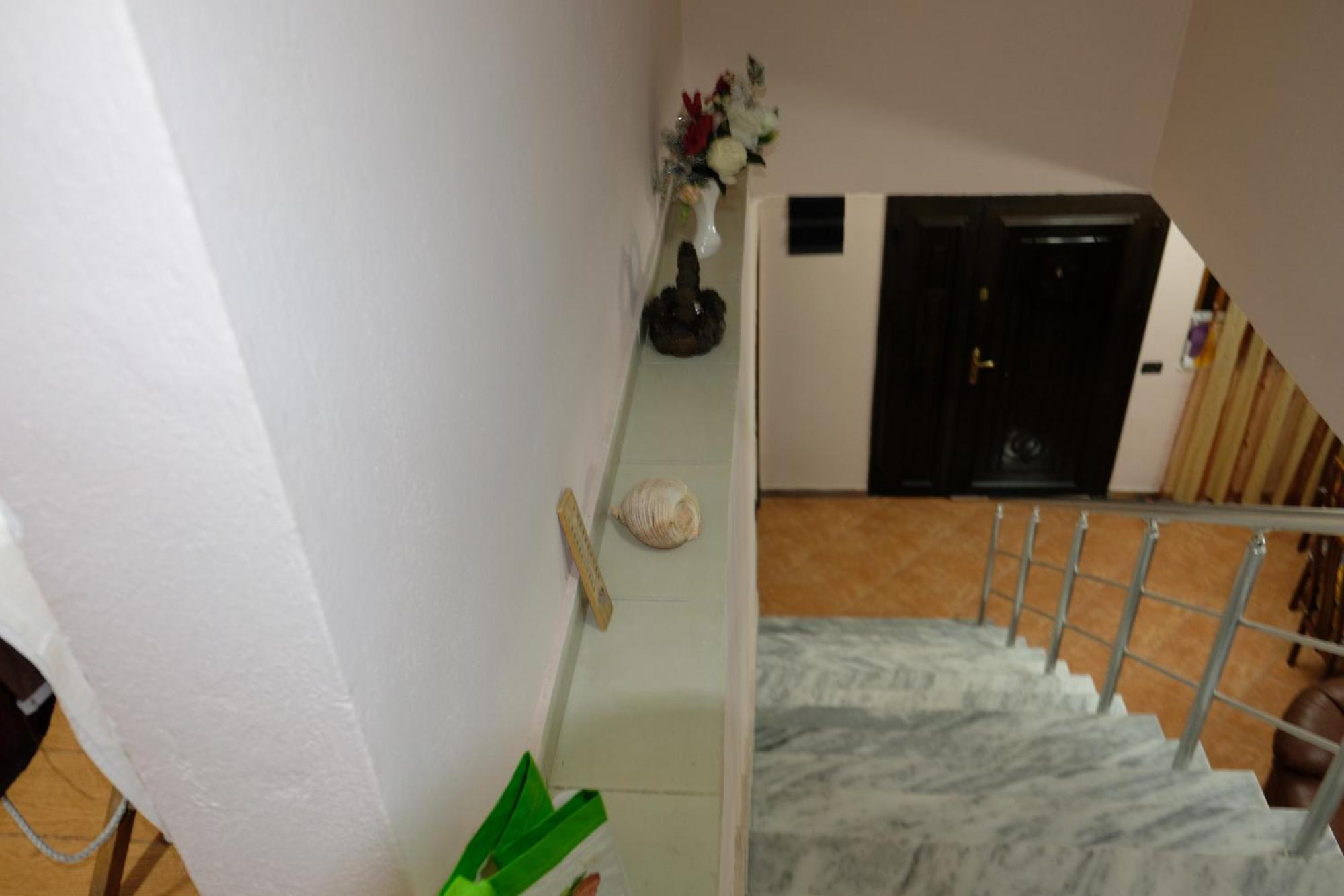 Kroi'Pistolve Krujë Exteriér fotografie